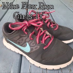 Nike Flex Run Sz 1
